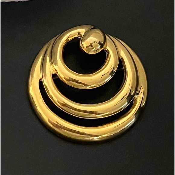 VTG Gold Concentric Circle Brooch - Picture 10 of 16